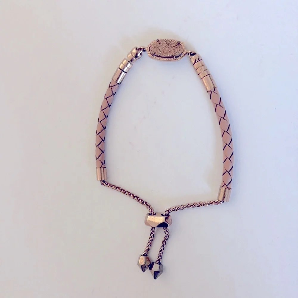 Kendra Scott includes 2x